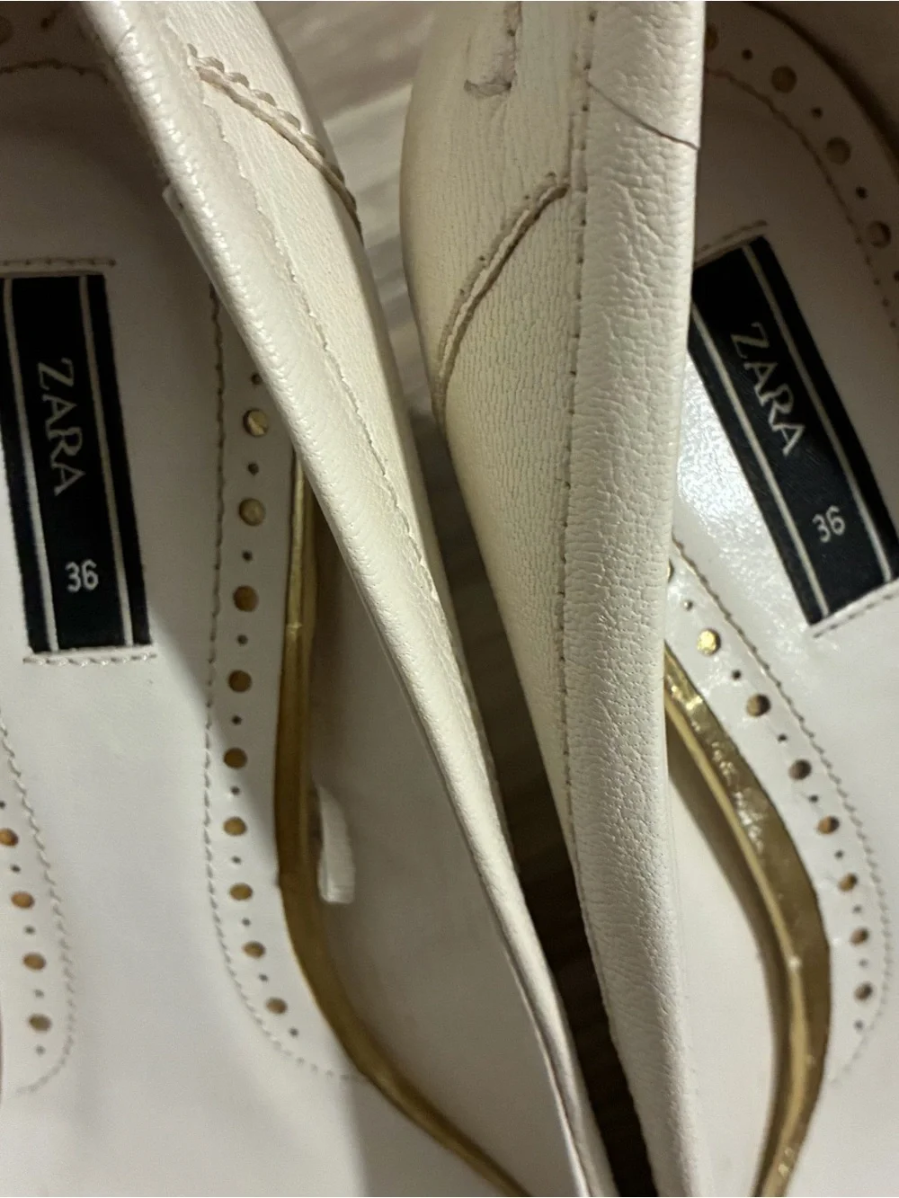 Zara Cream Leather Mid-Heel Pumps with Gold lock